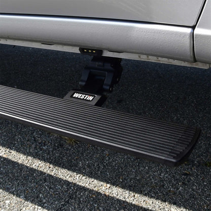 Westin Pro-e Power Running Boards | Chevrolet Silverado 1500 (19-26) / GMC Sierra 1500 (19-26) / Silverado ZR2 (22-26) (29-24135)