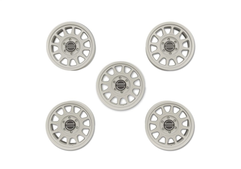 Ford Racing Method 17x8.5in Wheel & Center Cap | Ford Bronco (21-26) (M-1007K-M1785KW)