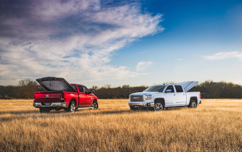 Undercover Elite LX ABS Composite Bed Cover 5.7ft (NEW BODY STYLE): Ram 1500 (19-26) - Ivory Pearl