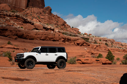 Belltech 4in-7.5in Lift Kit w/ Coilovers | Ford Bronco (21-26) (152600TPC)