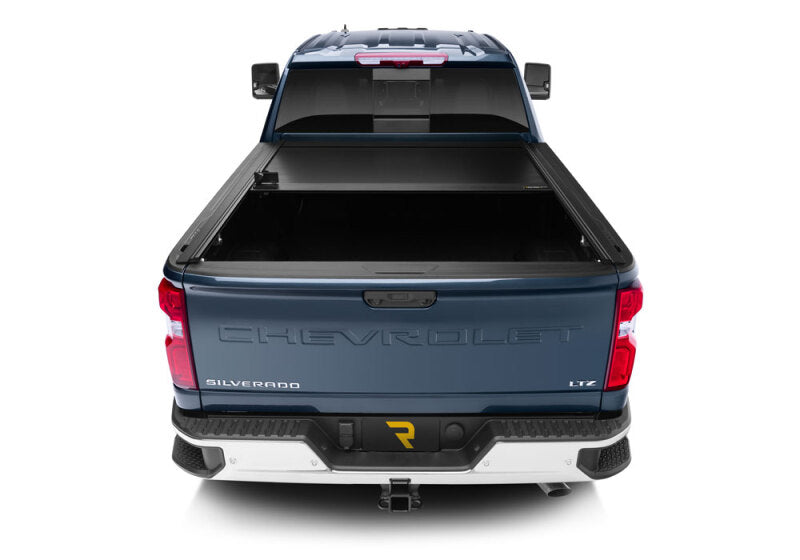 RetraxONE MX Bed Cover | Chevrolet Silverado 2500HD/3500HD (20-26) / GMC Sierra 2500HD/3500HD (20-26) (60484)