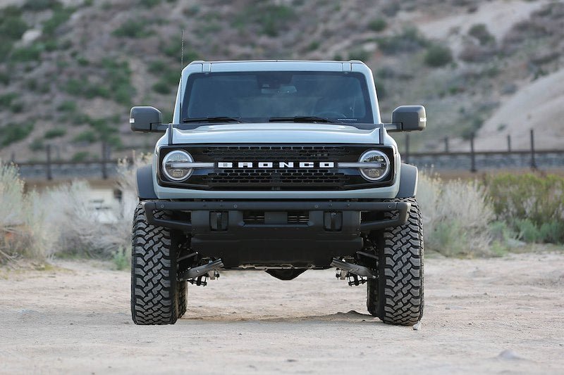 Fabtech 3 in Dirt Logic Reservoir Suspension Lift Kit - 2021+ Ford Bronco 2DR w/ Bilstein Suspension offroad accessory | Iron Ridge Offroad