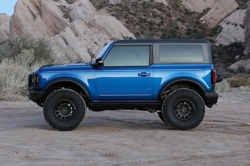 Fabtech Dirt Logic 2.5 3 in Coilover Suspension Lift Kit - 2021+ Ford Bronco 2DR w/ Bilstein Suspension offroad accessory | Iron Ridge Offroad