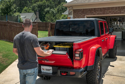 Rugged Ridge Armis Hard Folding Bed Cover | Jeep Gladiator JT (20-24) (13550.24)