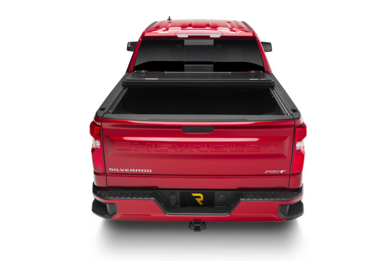 UnderCover FX11022 Flex Hard Folding Tonneau Cover | Chevrolet Silverado 1500 / GMC Sierra (19-26) (FX11022)