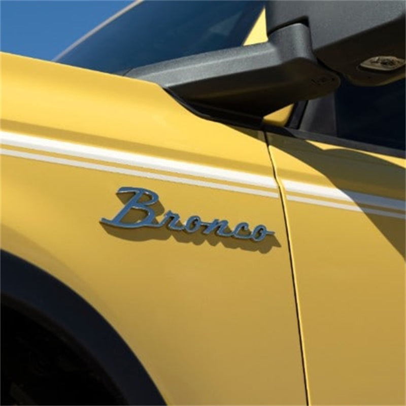 Ford Racing Silver Bronco Script Fender Badge | Ford Bronco (21-26) (M-1447-BSS)