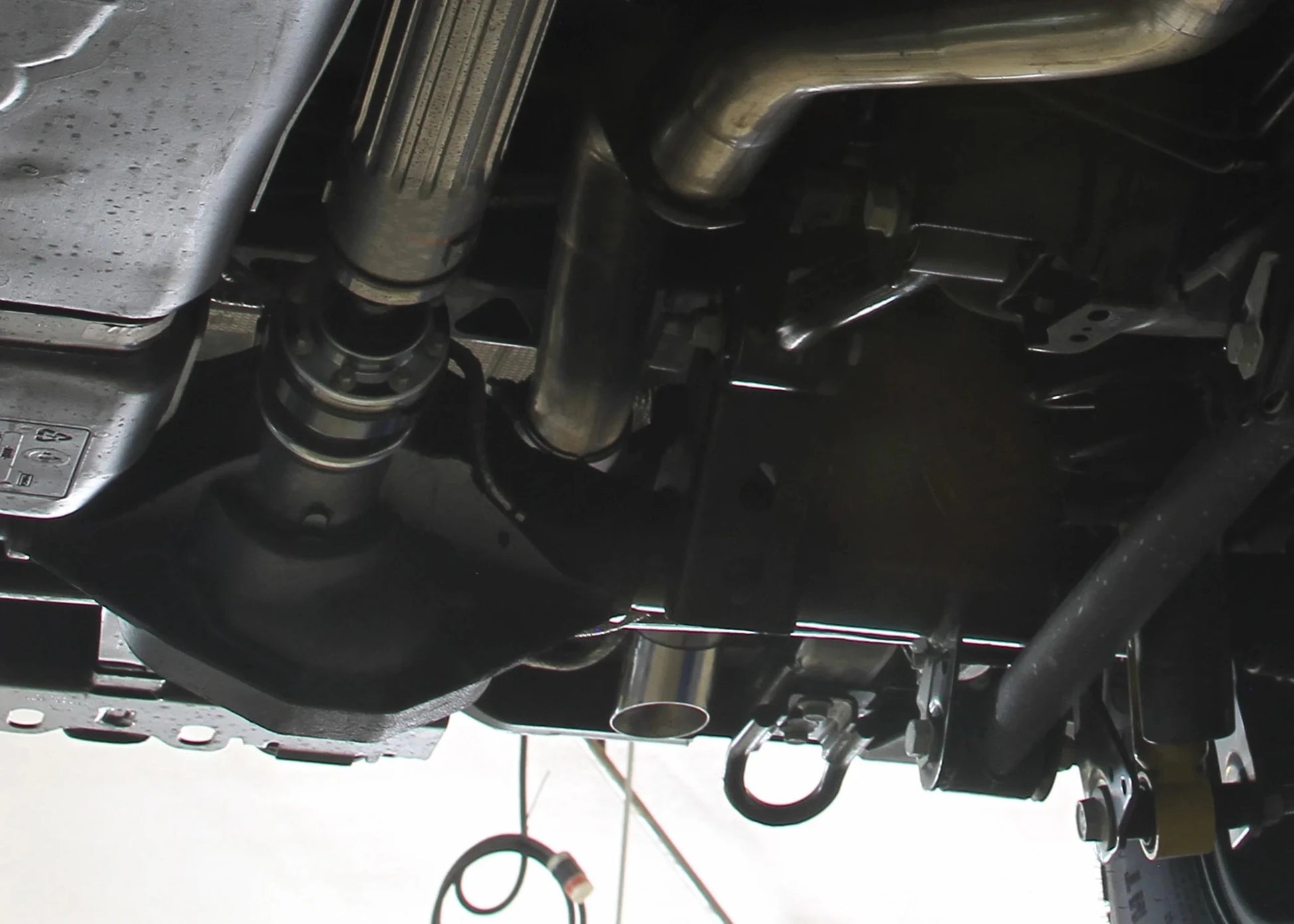 FLOWMASTER Outlaw High Clearance Series 2.5 in Stainless Steel Axel - Back Exhaust - 2021+ Ford Bronco 2.3L / 2.7L Exhaust offroad accessory | Iron Ridge Offroad