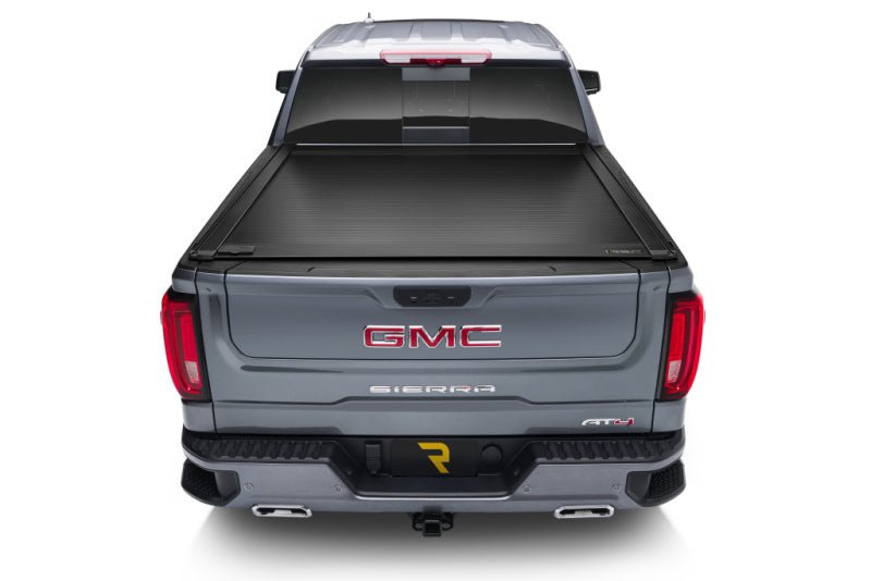 Retrax 5ft Bed RetraxONE XR | Chevrolet Colorado (15-22) / GMC Canyon (15-26) (T-60454) Tonneau Covers offroad accessory | Iron Ridge Offroad