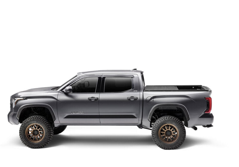 Retrax EQ Bed Cover | Chevrolet Silverado 2500HD/3500HD / GMC Sierra 2500HD/3500HD (20-26) (EQ0484-1) Tonneau Covers offroad accessory | Iron Ridge Offroad