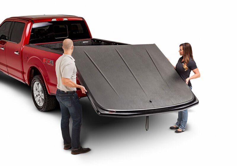 UnderCover 2019 Ford Ranger 5ft SE Bed Cover - Black Textured Tonneau Covers offroad accessory | Iron Ridge Offroad