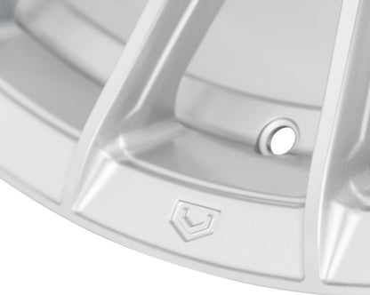 Vossen HFX - 4 Silver Polished 22x9.5 ET20 Offset 6x139.7 Bolt Pattern Deep Concave Wheels offroad accessory | Iron Ridge Offroad